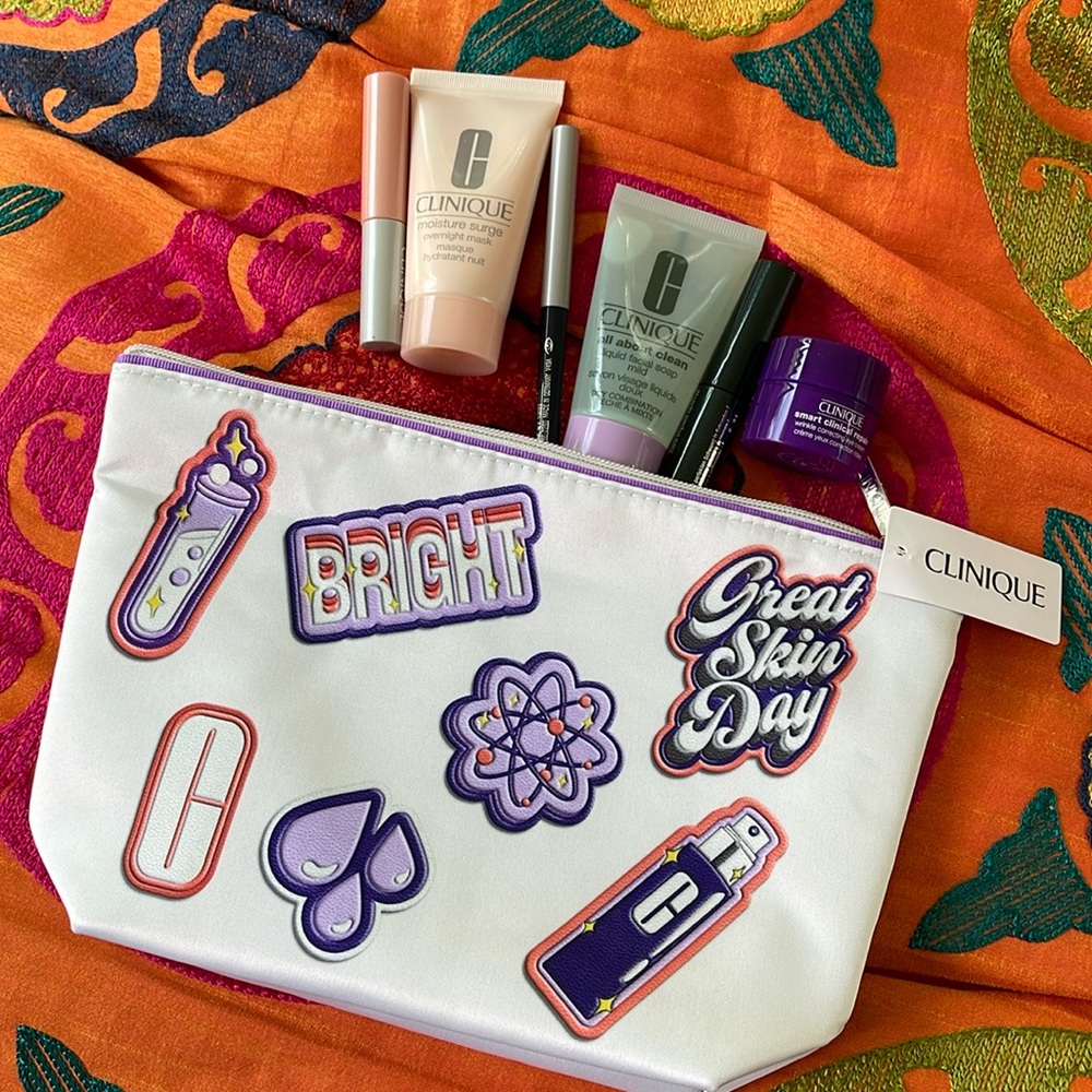 Clinique gift bag